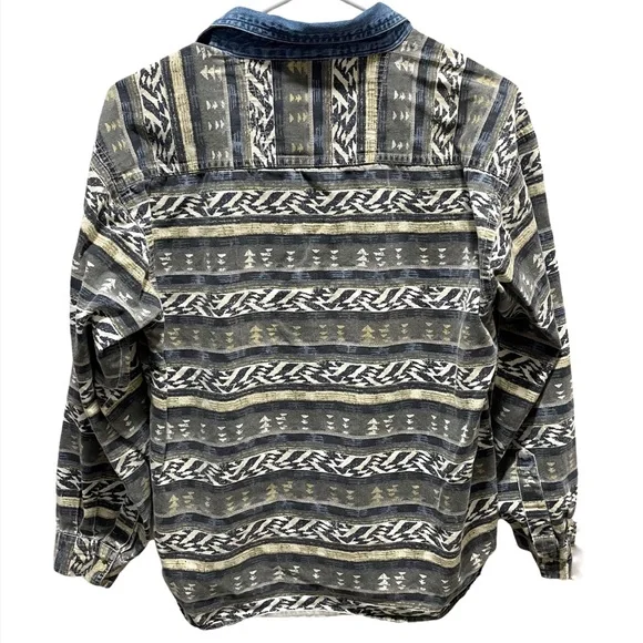 Button down - Picture 6 of 6